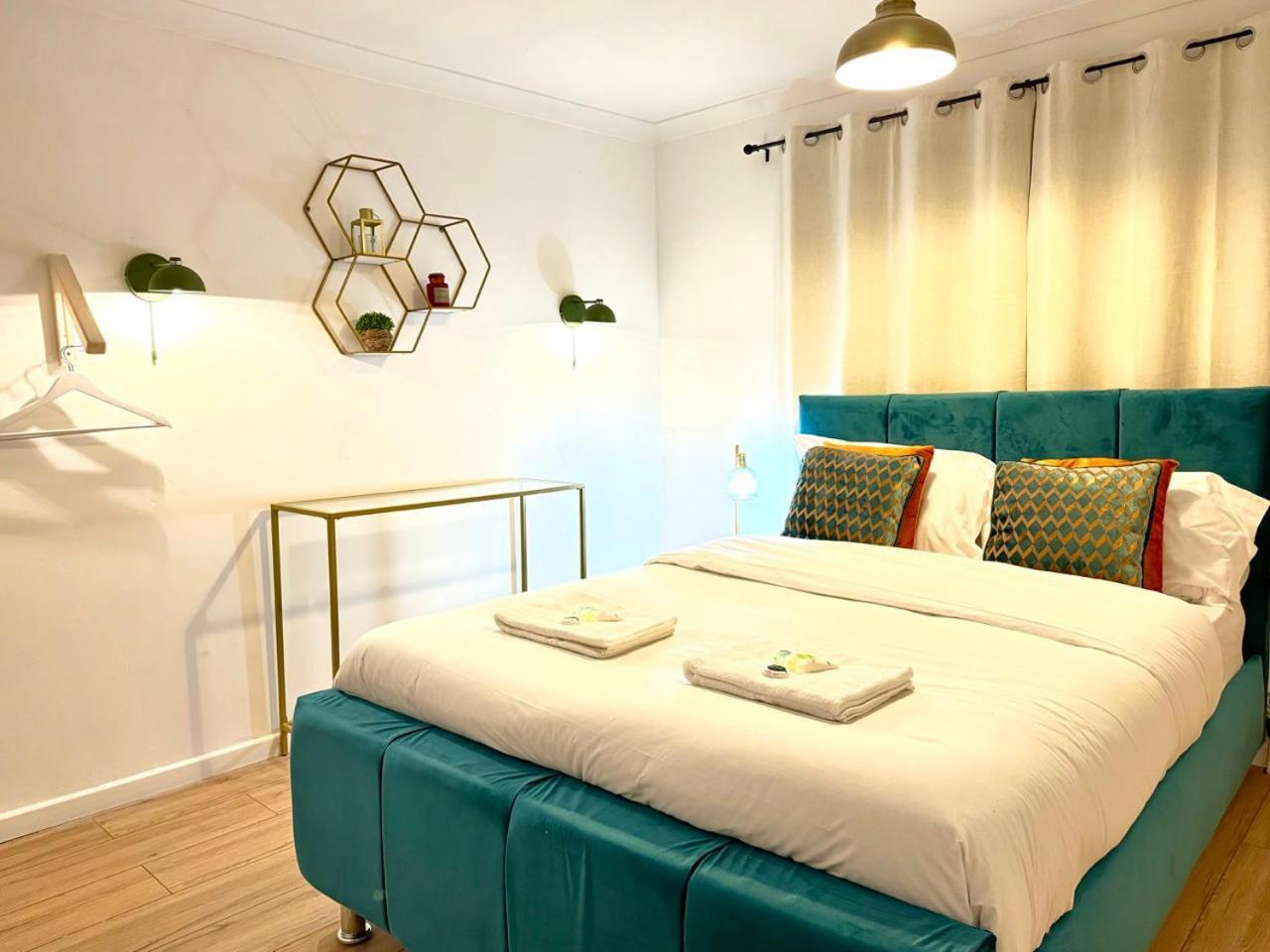 Rnm - Business Professionals Ready, Cost Effective For Large Stays! 3 Bedroom Lounge, Private Access & Entire Place, Kitchen & Washroom With Amenities, Smart Tv, Easy Access, Fast Wifi, Large Driveway, Great Transport Links, Near Worcester Hospital A Luaran gambar